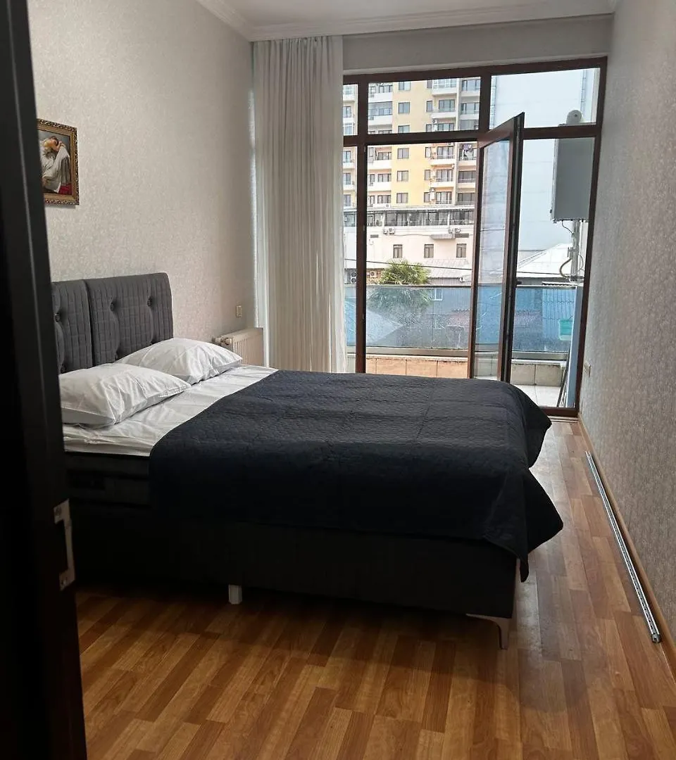 Apartment Светлая Обустроенная Квартира Batumi